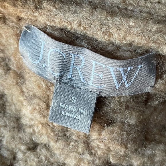 J. Crew relaxed stretch merino cable-knit sweater boyfriend fit 47588 - Picture 14 of 16